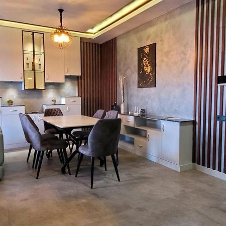 Ultralux 75 Apartment Tashkent Esterno foto