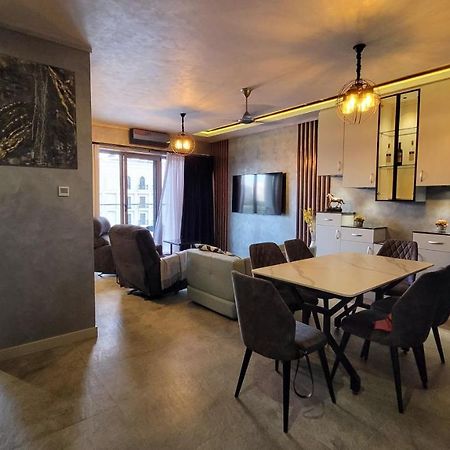 Ultralux 75 Apartment Tashkent Esterno foto