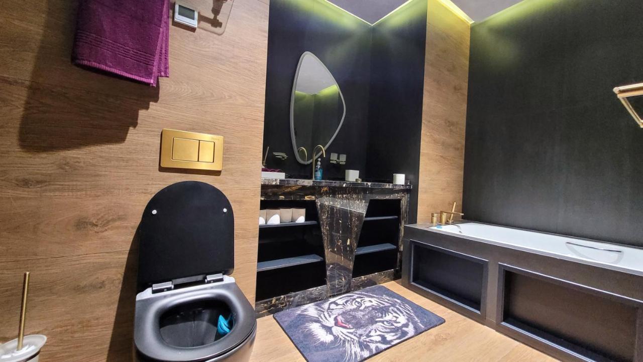 Ultralux 75 Apartment Tashkent Esterno foto