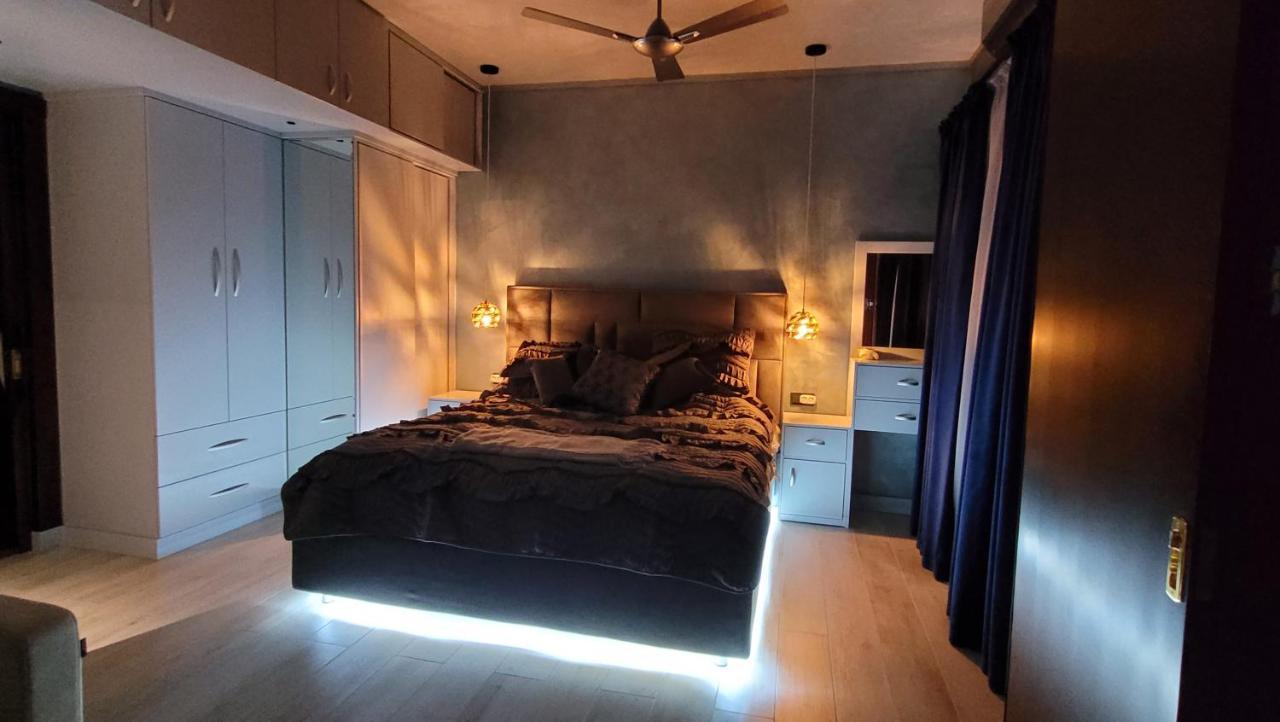 Ultralux 75 Apartment Tashkent Esterno foto