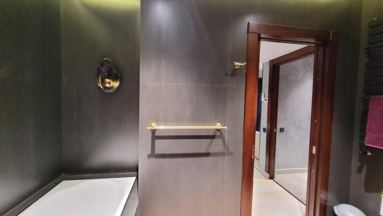Ultralux 75 Apartment Tashkent Esterno foto