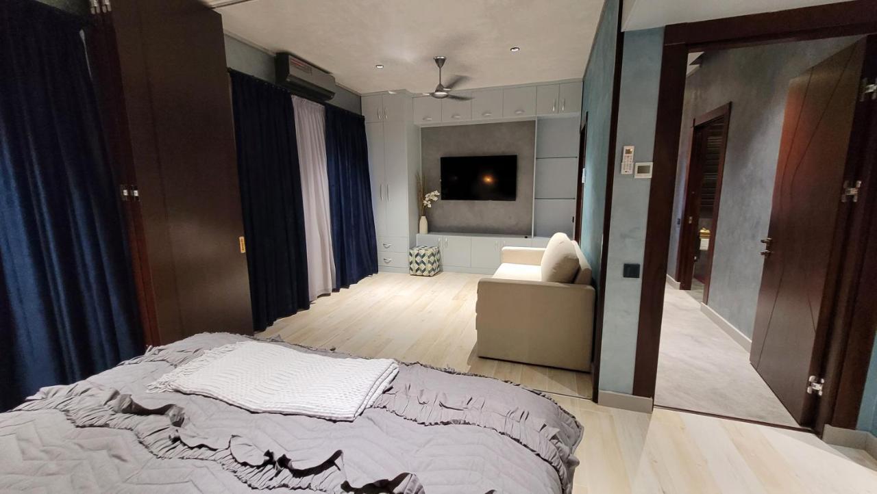 Ultralux 75 Apartment Tashkent Esterno foto
