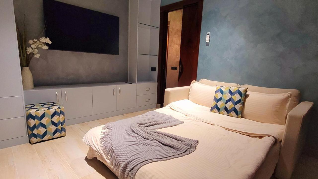 Ultralux 75 Apartment Tashkent Esterno foto