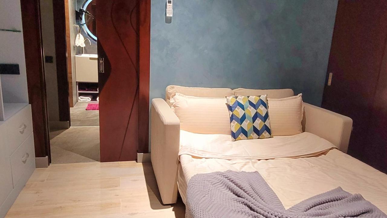 Ultralux 75 Apartment Tashkent Esterno foto